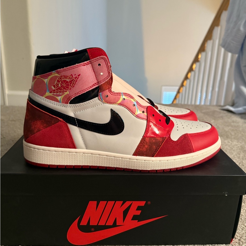 Nike Air Jordan 1 Retro High OG SP Box in Black and Red
